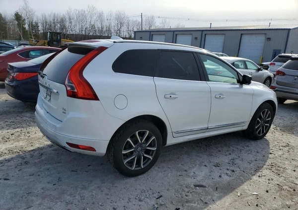 Volvo XC 60 cena 44000 przebieg: 43939, rok produkcji 2017 z Dzierżoniów małe 56